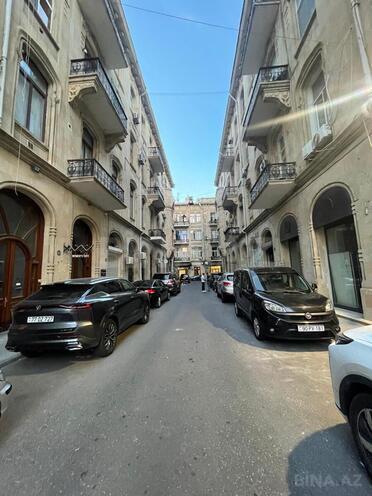Satılır 1 otaqlı köhnə tikili 40 m², Sahil m., photo 4 from 11