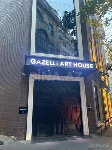 Satılır 1 otaqlı köhnə tikili 40 m², Sahil m., photo 1 from 11