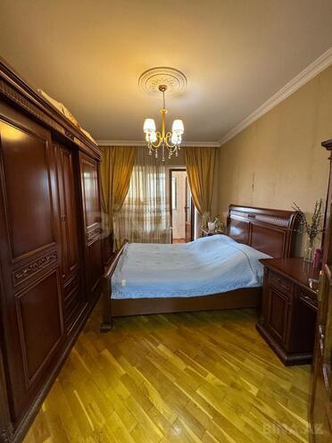 Satılır 2 otaqlı köhnə tikili 65 m², 20 Yanvar m., photo 5 from 22