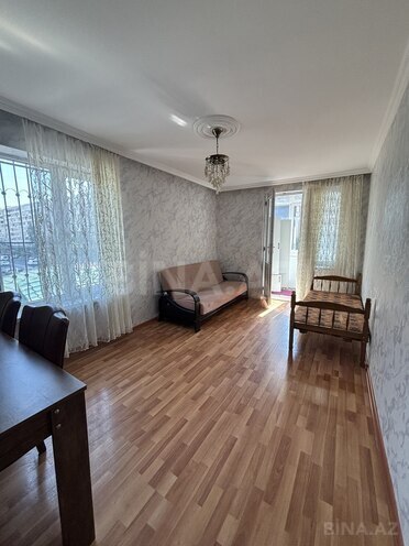 İcarəyə verilir 1 otaqlı köhnə tikili 30 m², İnşaatçılar m., photo 1 from 8