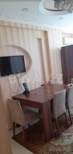 Сдаётся 3-комн. вторичка 75 м², photo 1 from 18