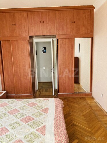 Продаётся 3-комн. вторичка 70 м², м. 28 мая, photo 5 from 15