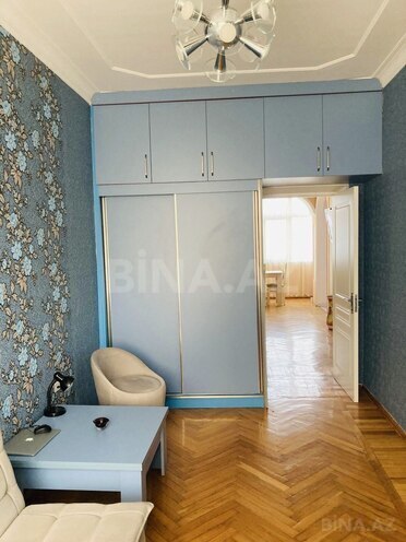 Продаётся 3-комн. вторичка 70 м², м. 28 мая, photo 8 from 15