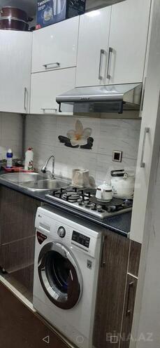 Продаётся 2-комн. вторичка 35 м², м. Кара Караев, photo 6 from 10