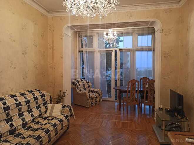İcarəyə verilir 2 otaqlı köhnə tikili 70 m², İçəri Şəhər m., photo 1 from 12