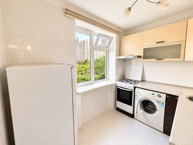 İcarəyə verilir 2 otaqlı köhnə tikili 65 m², Elmlər Akademiyası m., photo 7 from 11