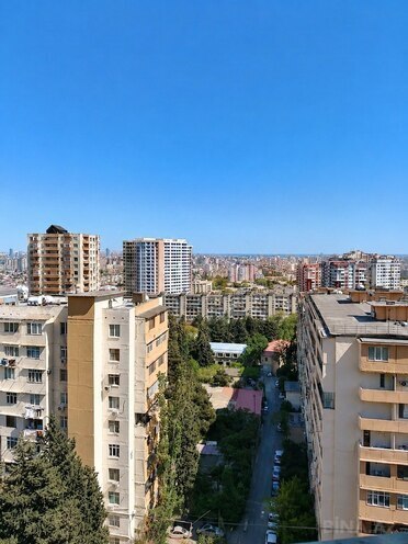Satılır 4 otaqlı köhnə tikili 115 m², Nəsimi m., photo 19 from 21