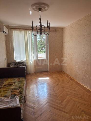 Продаётся 3-комн. вторичка 90 м², м. Нефтчиляр, photo 10 from 18