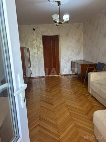 Продаётся 3-комн. вторичка 90 м², м. Нефтчиляр, photo 11 from 18