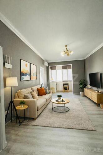 Satılır 3 otaqlı köhnə tikili 65 m², Memar Əcəmi m., photo 1 from 9