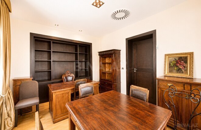 Продаётся 6-комн. вторичка 365 м², м. Ичеришехер, photo 12 from 32