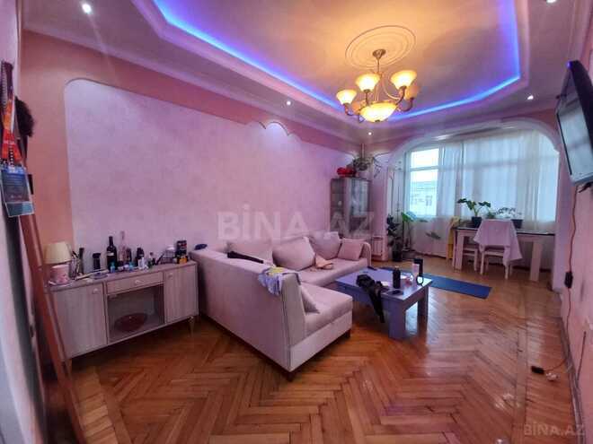 Satılır 3 otaqlı köhnə tikili 61 m², 28 May m., photo 1 from 14