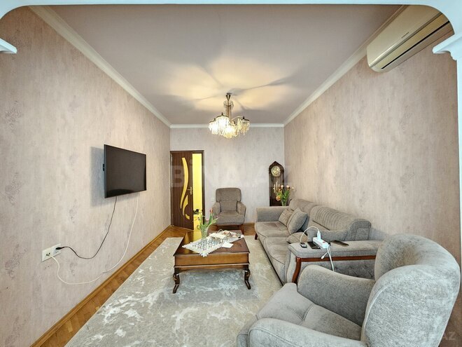 Продается 4-комн. вторичка 110 м², м. Мемар Аджеми, photo 15 from 24