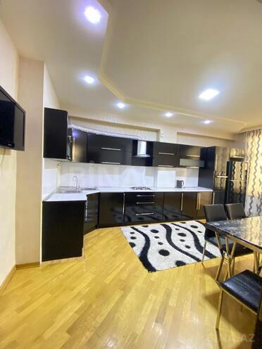 Сдаётся 2-комн. новостройка 90 м², м. 20 января, photo 1 from 17