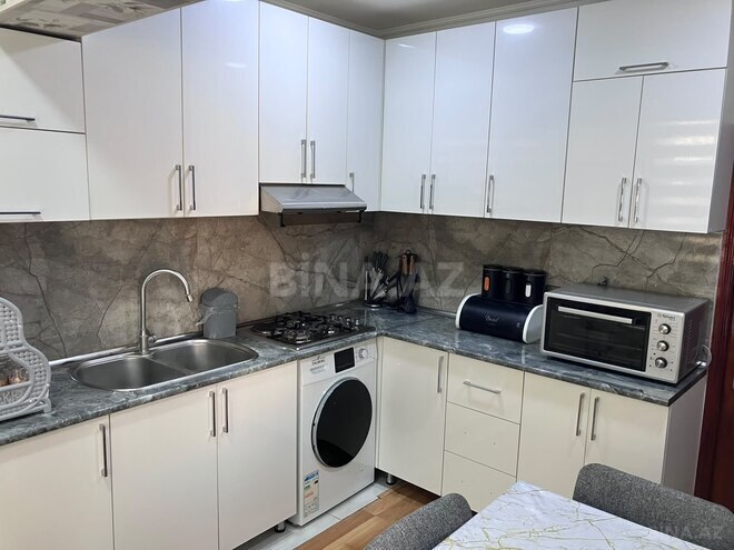 Satılır 3 otaqlı köhnə tikili 75 m², Yeni Günəşli q., photo 1 from 19