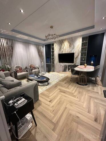 Satılır 3 otaqlı yeni tikili 132 m², Ağ şəhər q., photo 1 from 12