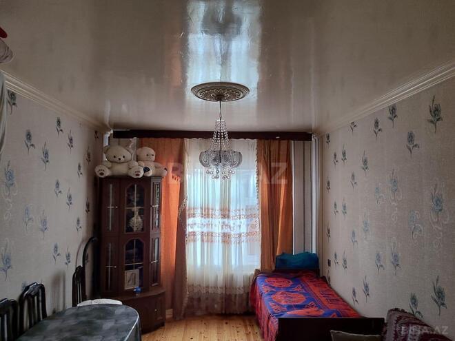Satılır 2 otaqlı köhnə tikili 49 m², Massiv V q., photo 4 from 14