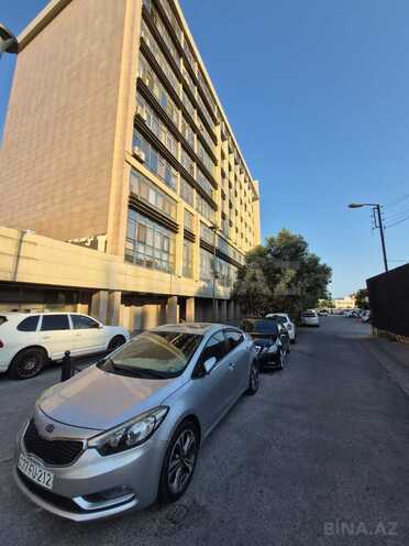 Satılır 3 otaqlı köhnə tikili 85 m², Gənclik m., photo 1 from 23