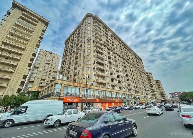Продаётся 4-комн. новостройка 170 м², м. Нариман Нариманов, photo 1 from 12