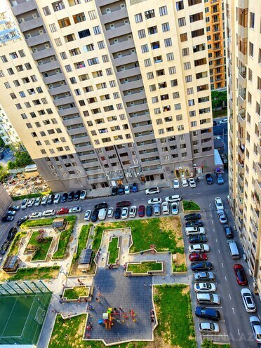Продаётся 2-комн. новостройка 70 м², м. Кара Караев, photo 3 from 16