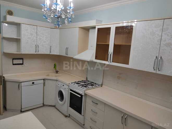 Сдаётся 3-комн. новостройка 110 м², м. Кара Караев, photo 11 from 17