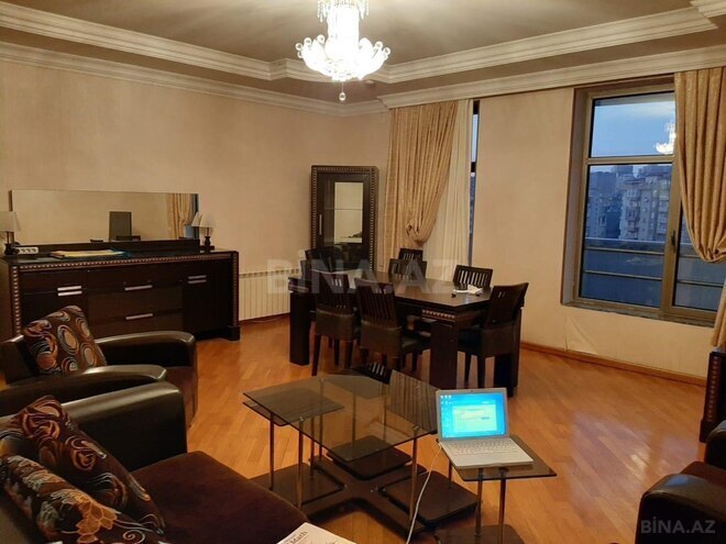 İcarəyə verilir 4 otaqlı yeni tikili 215 m², Nizami m., photo 3 from 23