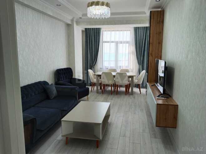 Сдаётся 2-комн. новостройка 71 м², Абшеронcкий  р., photo 1 from 16