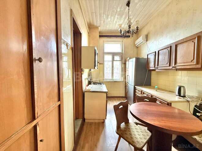 İcarəyə verilir 2 otaqlı köhnə tikili 90 m², Sahil m., photo 9 from 14