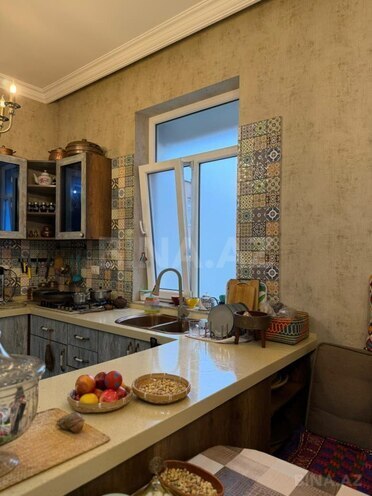 Satılır 4 otaqlı köhnə tikili 155 m², İnşaatçılar m., photo 13 from 29