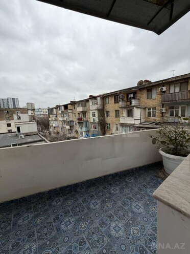 Satılır 4 otaqlı köhnə tikili 155 m², İnşaatçılar m., photo 25 from 29