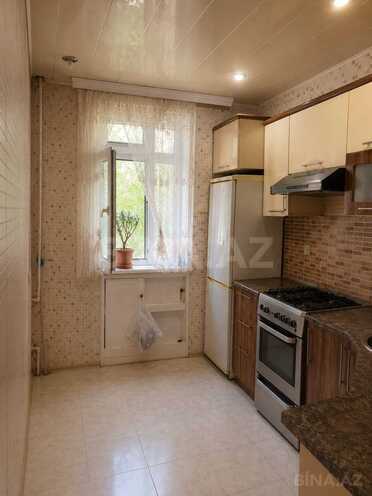Satılır 2 otaqlı köhnə tikili 55 m², Qara Qarayev m., photo 13 from 29