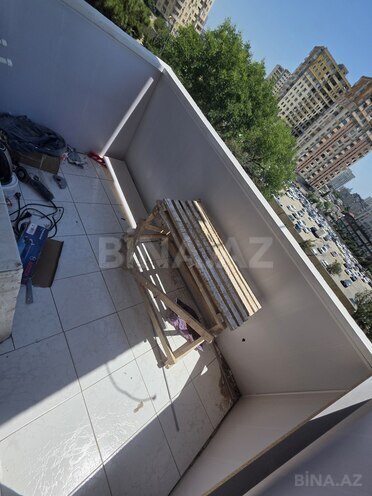 Satılır 2 otaqlı köhnə tikili 55 m², İnşaatçılar m., photo 5 from 9