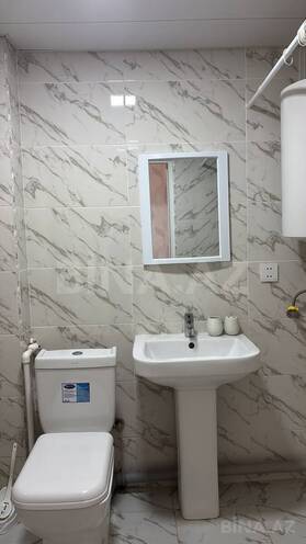 Продаётся 3-комн. вторичка 70 м², м. Кара Караев, photo 10 from 17