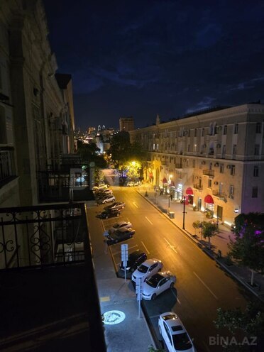İcarəyə verilir 3 otaqlı köhnə tikili 100 m², Sahil m., photo 3 from 31