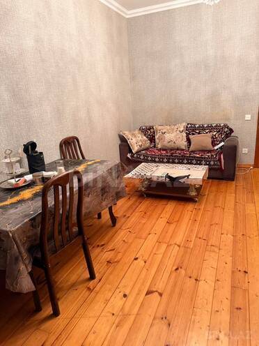 İcarəyə verilir 2 otaqlı köhnə tikili 55 m², Qara Qarayev m., photo 1 from 10