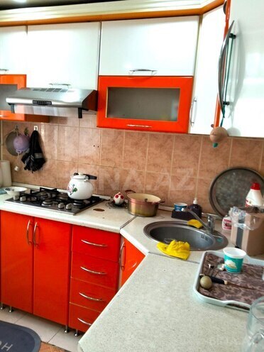 Satılır 3 otaqlı köhnə tikili 71 m², Elmlər Akademiyası m., photo 5 from 8