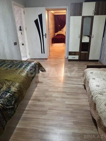 Satılır 3 otaqlı köhnə tikili 70 m², Qara Qarayev m., photo 8 from 14