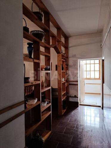 Satılır 7 otaqlı həyət evi/bağ evi 250 m², Novxanı q., photo 7 from 16