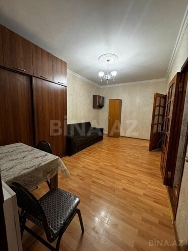 Satılır 2 otaqlı köhnə tikili 45 m², Memar Əcəmi m., photo 3 from 8