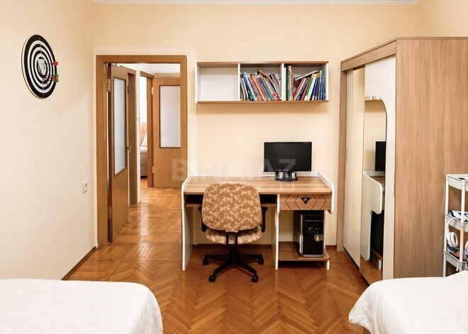 Satılır 3 otaqlı köhnə tikili 70 m², Əhmədli q., photo 7 from 13