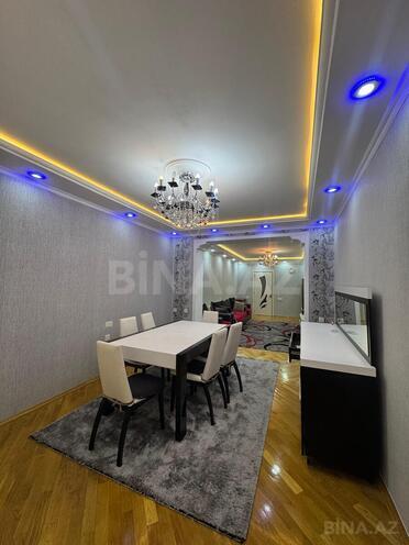 Satılır 3 otaqlı köhnə tikili 110 m², Yasamal q., photo 3 from 10