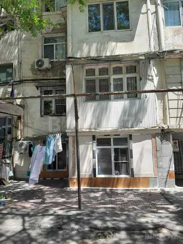Продаётся 3-комн. вторичка 50 м², м. Элмляр Академиясы, photo 10 from 11