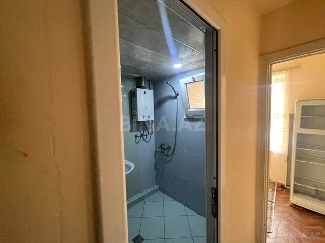 İcarəyə verilir 1 otaqlı köhnə tikili 35 m², İnşaatçılar m., photo 12 from 13