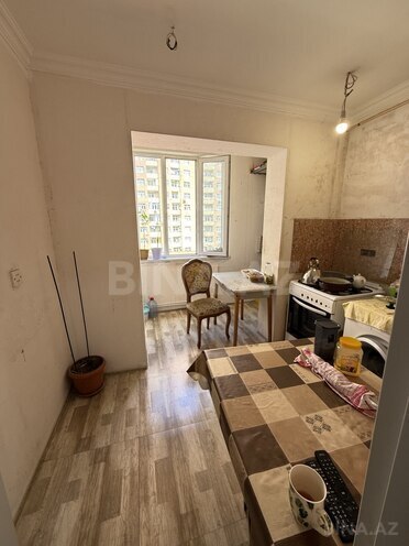 Satılır 3 otaqlı köhnə tikili 90 m², İnşaatçılar m., photo 5 from 10