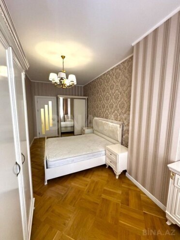 Продаётся 3-комн. новостройка 131 м², м. Элмляр Академиясы, photo 5 from 14