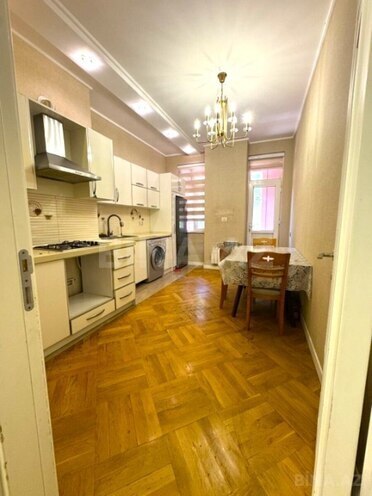 Продаётся 3-комн. новостройка 131 м², м. Элмляр Академиясы, photo 8 from 14