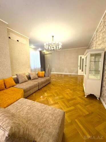 Продаётся 3-комн. новостройка 131 м², м. Элмляр Академиясы, photo 3 from 14