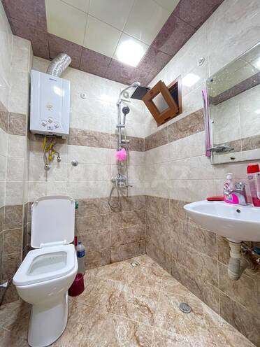 Продаётся 3-комн. вторичка 70 м², м. Иншаатчылар, photo 17 from 29