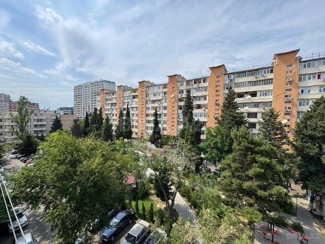 Satılır 4 otaqlı köhnə tikili 115 m², Azadlıq Prospekti m., photo 27 from 29