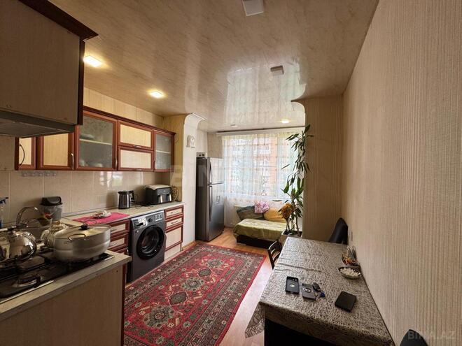 Satılır 4 otaqlı köhnə tikili 115 m², Azadlıq Prospekti m., photo 17 from 29